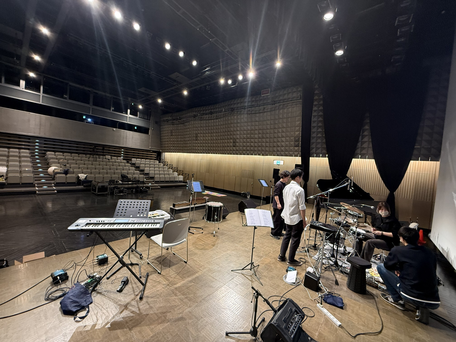 会場の様子_開始前（スタッフ準備の様子）